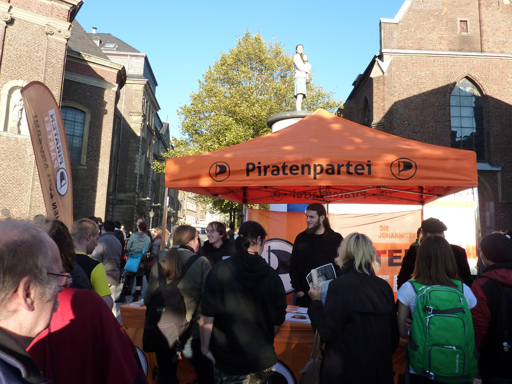 Infostand Japantag Düsseldorf 15.10.2011